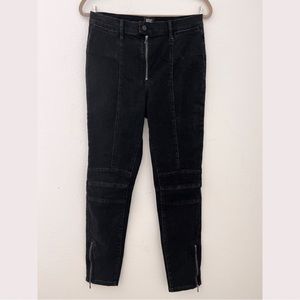 Urban Outfitters BDG Black Wash Twig High Rise Unique Jeans | Size 29